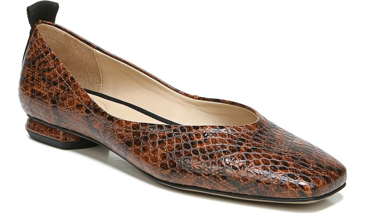 Franco Ailee Flat