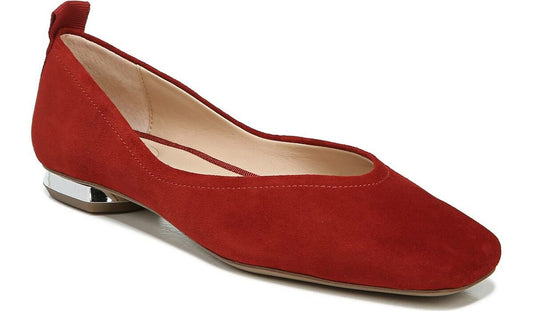 Franco Ailee Flat