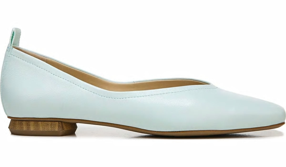 Franco Ailee Flat