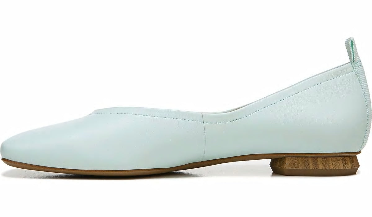 Franco Ailee Flat