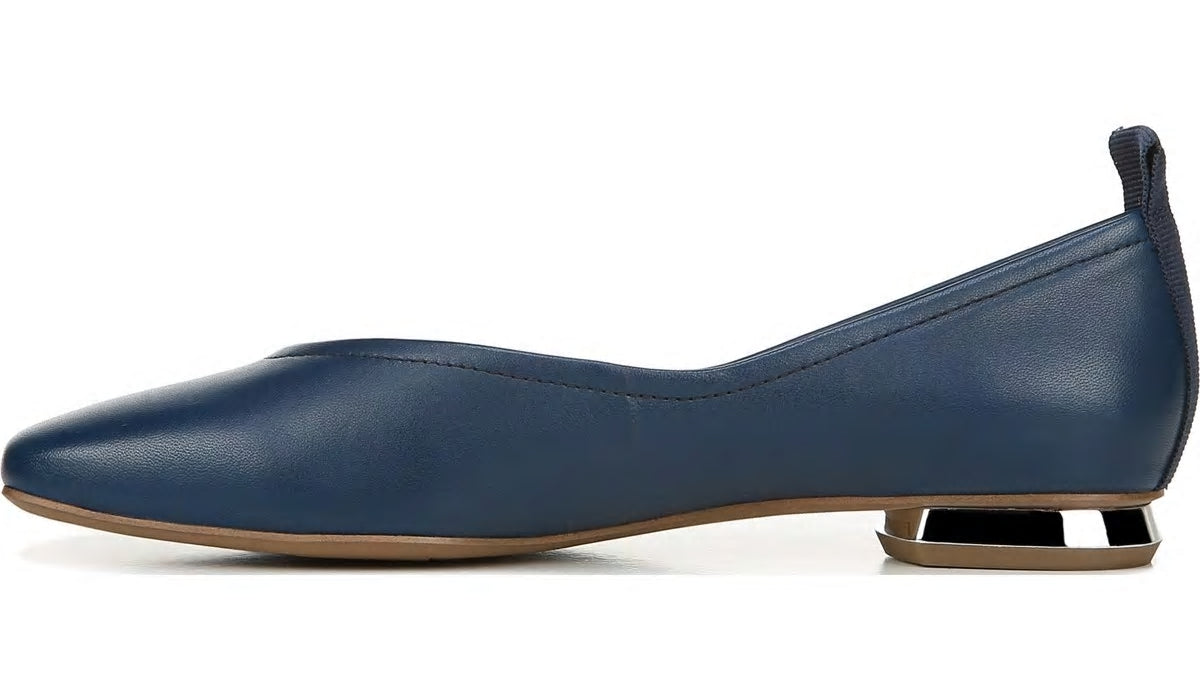 Franco Ailee Flat