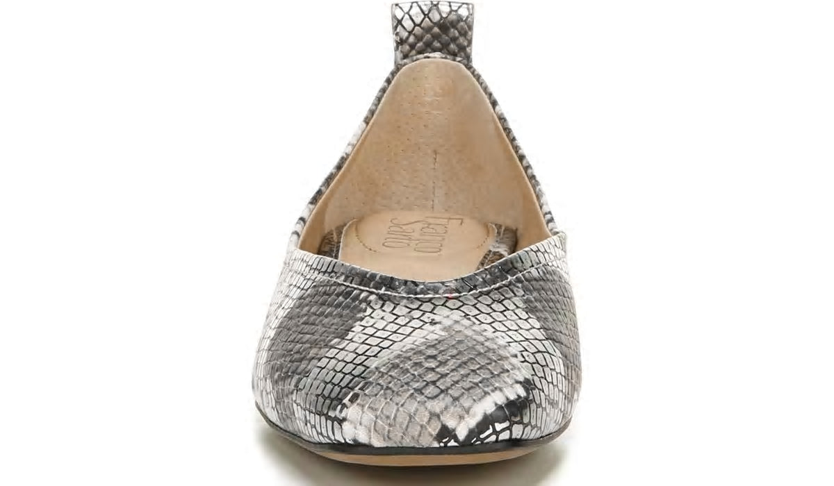 Franco Ailee Flat