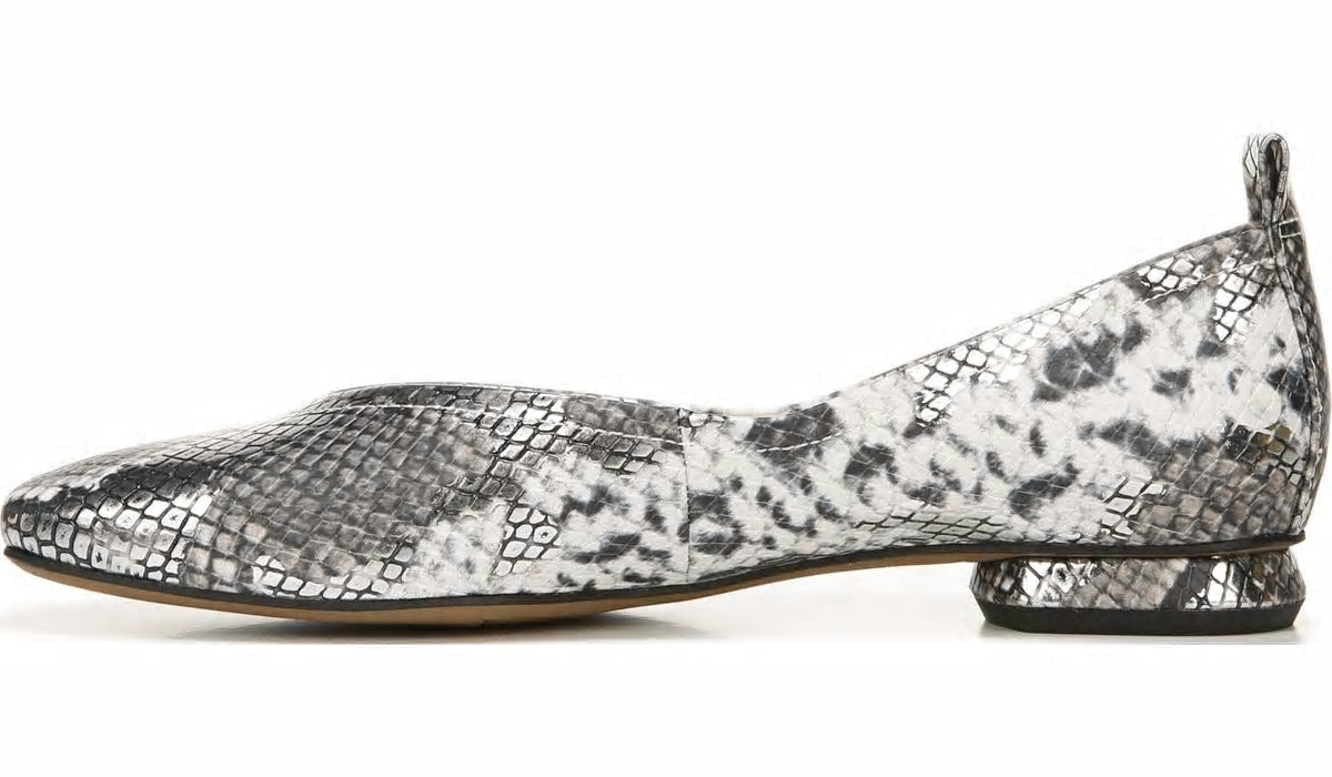 Franco Ailee Flat